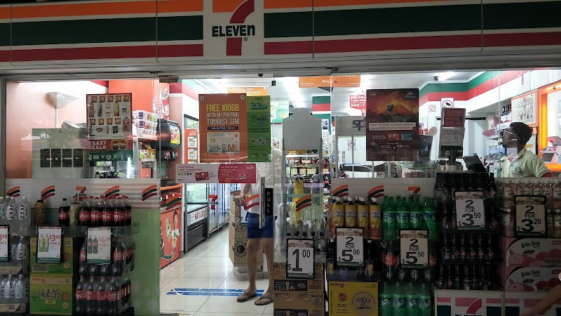 7-Eleven + Mr Softee in Ang Mo Kio