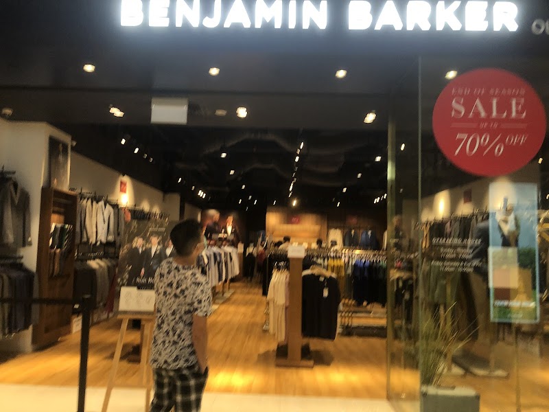 Benjamin Barker Outlet, IMM in Jurong Island