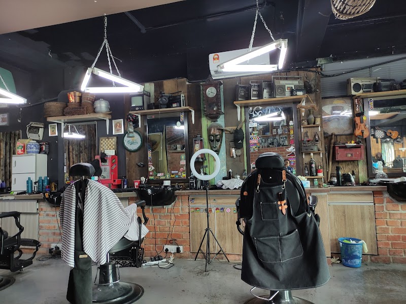 Bois Hair Design in Penang