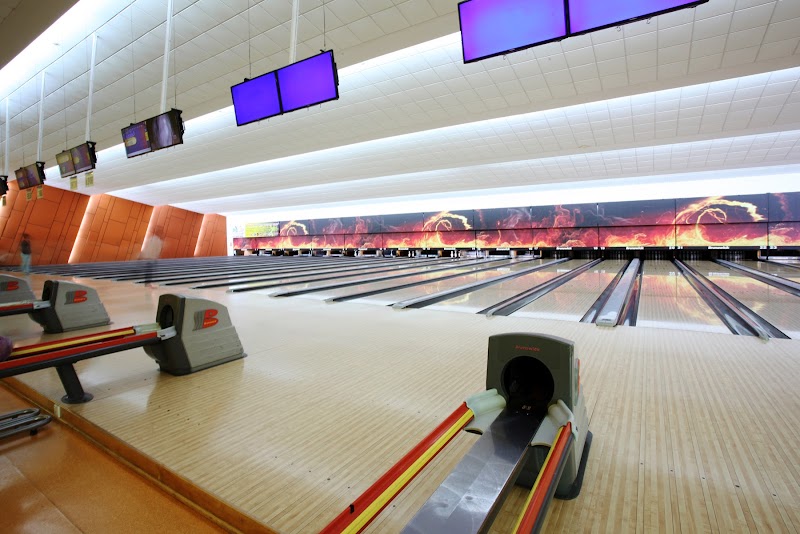 Bukit Gombak Sports Hall in Bukit Batok