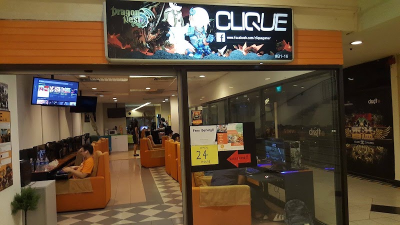 Clique Gaming Cyber Cafe LAN Shop & VR centre (Video games) (Console games) (Darts)网吧 in Jurong East