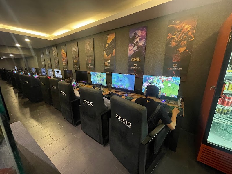 CYBER CAFE ZNOS in Iskandar Puteri