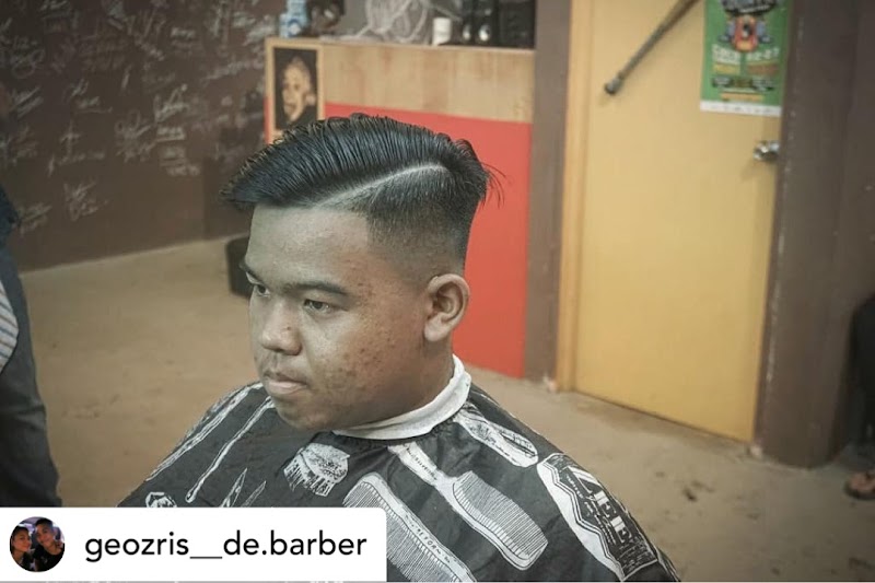 Gustar barbershop in Miri