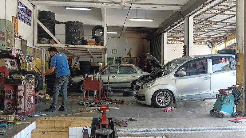 Hin Woi Wheel Alignment & Tyre Balancing in Seremban