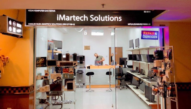 iMartech Solutions (Laptop and Macbook Repair Shop Subang Jaya). in Subang Jaya