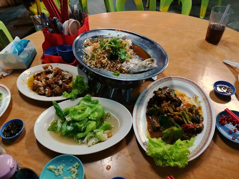 iSeafood Restaurant (Kedai Makan Chinese & Thai Food) in Kota Bharu