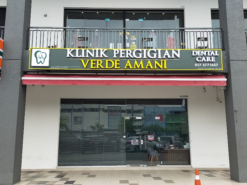 Klinik Pergigian Dentabay Shah Alam in Shah Alam