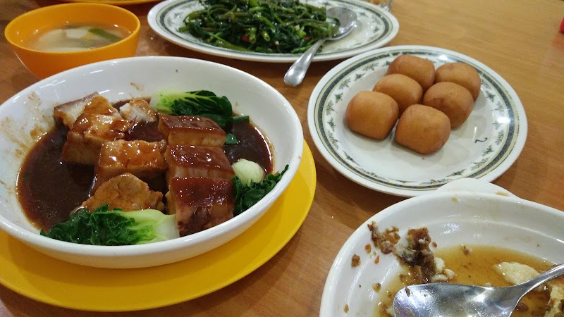 Lei Wong Steam Fish Restaurant in Wangsa Maju