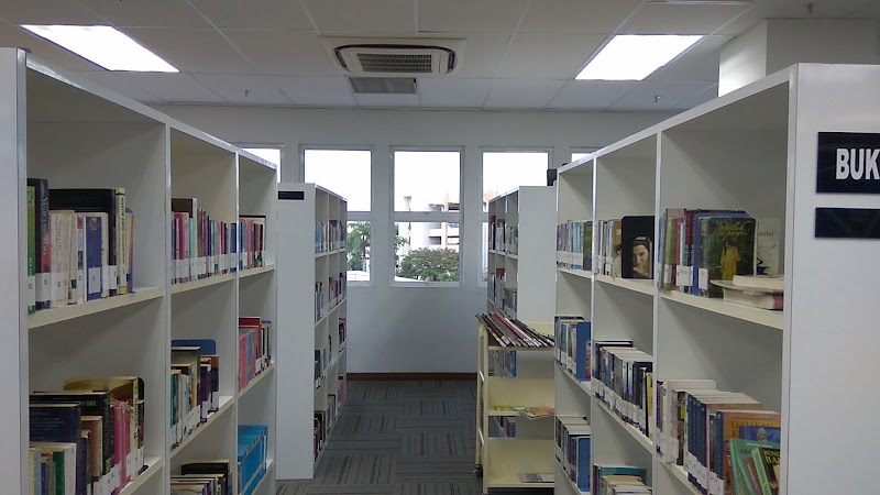 Library @ UTC in Sabah