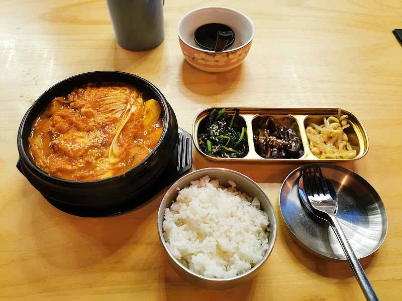 Little Oppa Korean Restaurant in Kuching