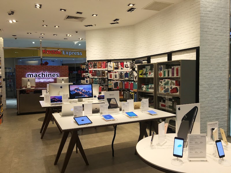 Machines AEON Tebrau City Apple Reseller Store in Iskandar Puteri