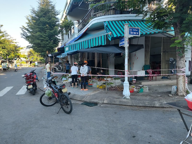 Man Thai Market in Da Nang