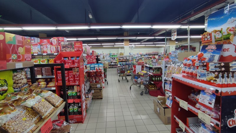 Merdeka Supermarket in Kota Kinabalu