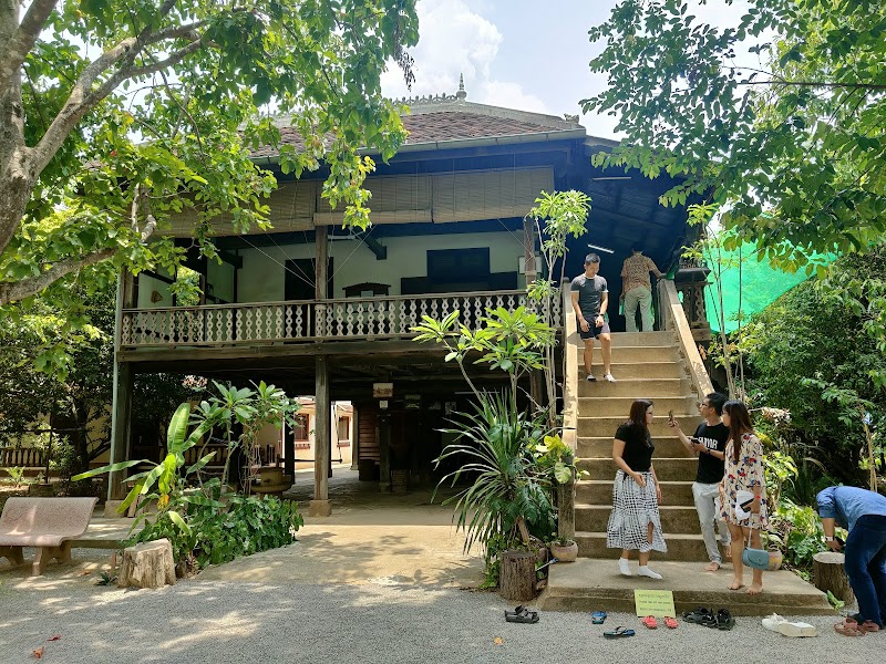 Mrs. Bun Roeung’s Ancient House in Battambang