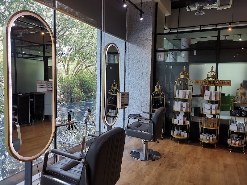 MUCI Herbal Hair Care (Kota Damansara Branch) in Petaling Jaya