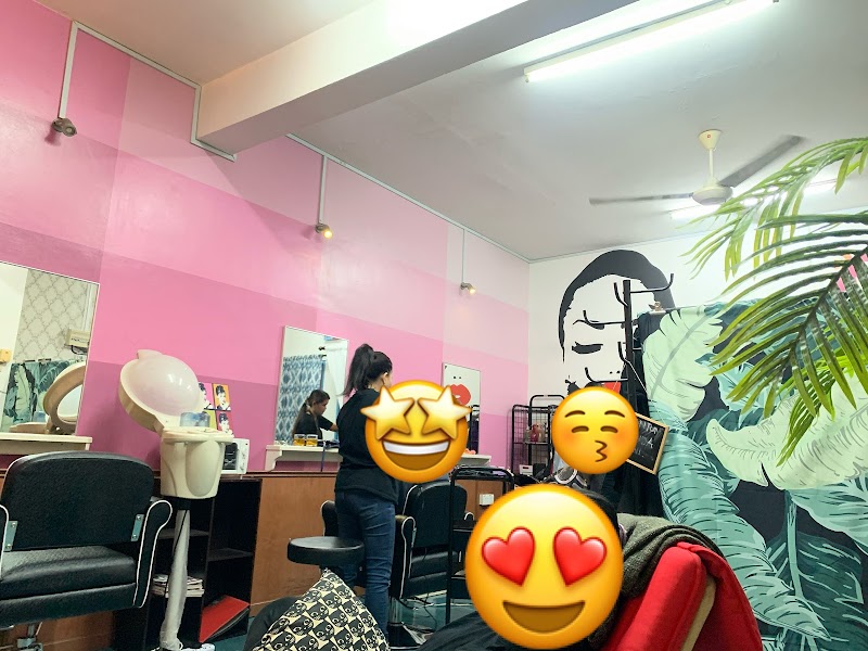Nisa Thabah Hair Saloon in Kuala Terengganu