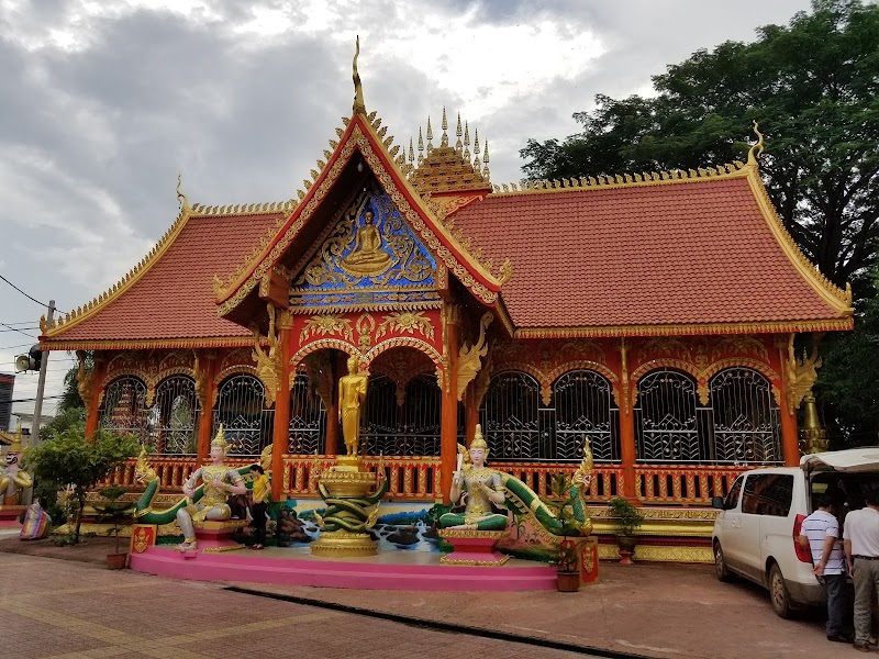 Patuxay Park in Vientiane