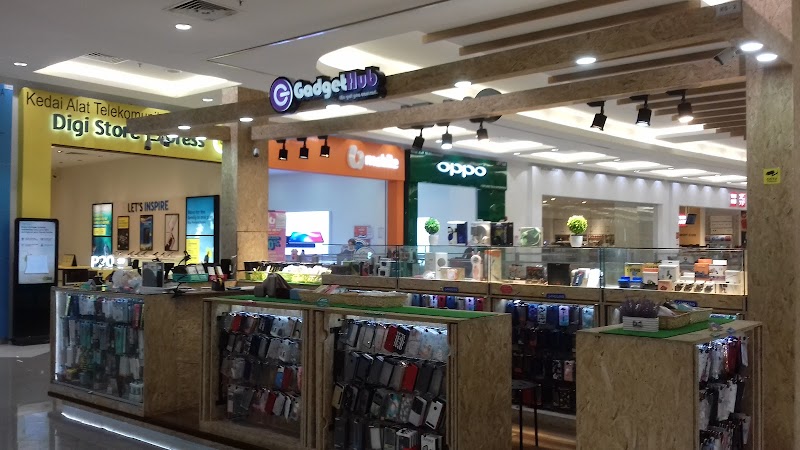 PLAY Gadget Store in Perak