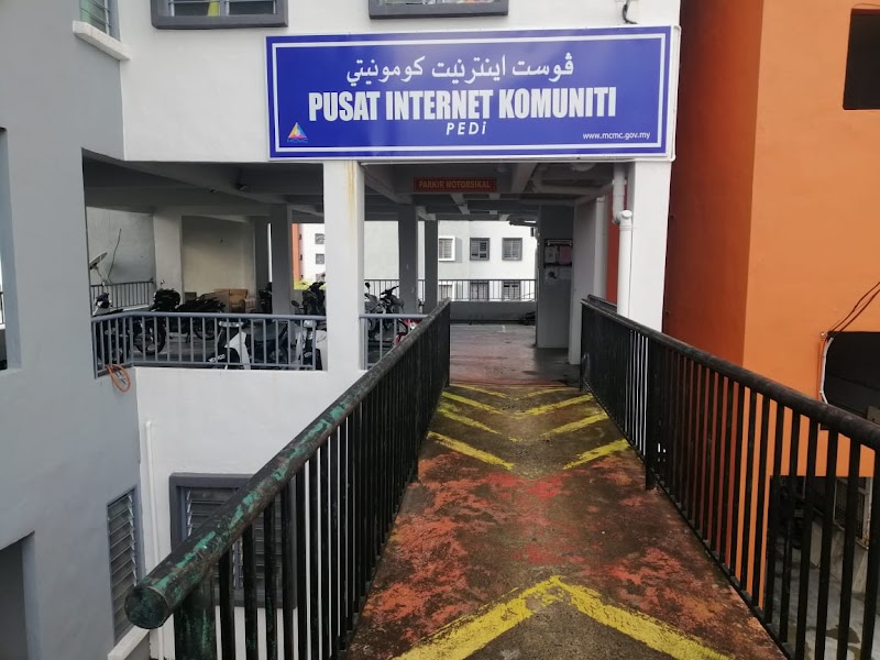 Pusat Ekonomi Digital Ppr Senawang in Seremban