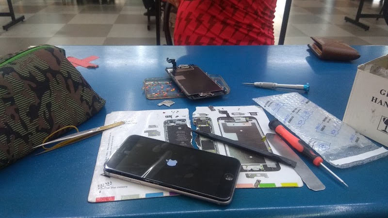 repair phone cheras murah in Cheras