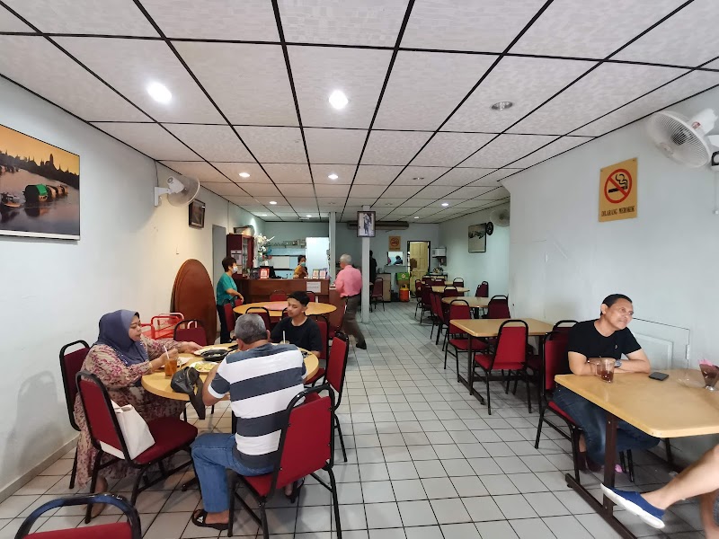 Restoran Jiedi 姐弟菜脯鱼饭店 in Alor Setar