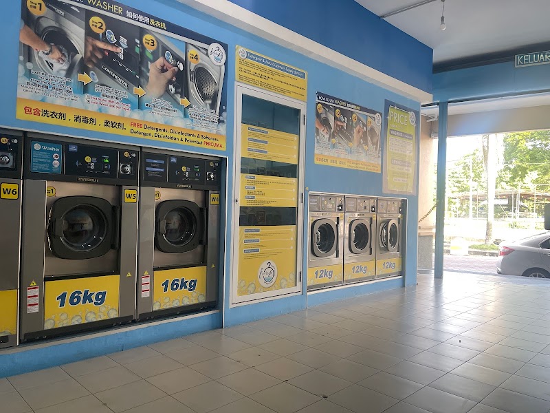 Seven-On Service Centre (Launderette) in Penang