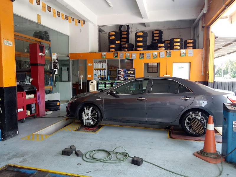 TOYO AUTO CENTRE UHP TYRES SDN BHD in Subang Jaya