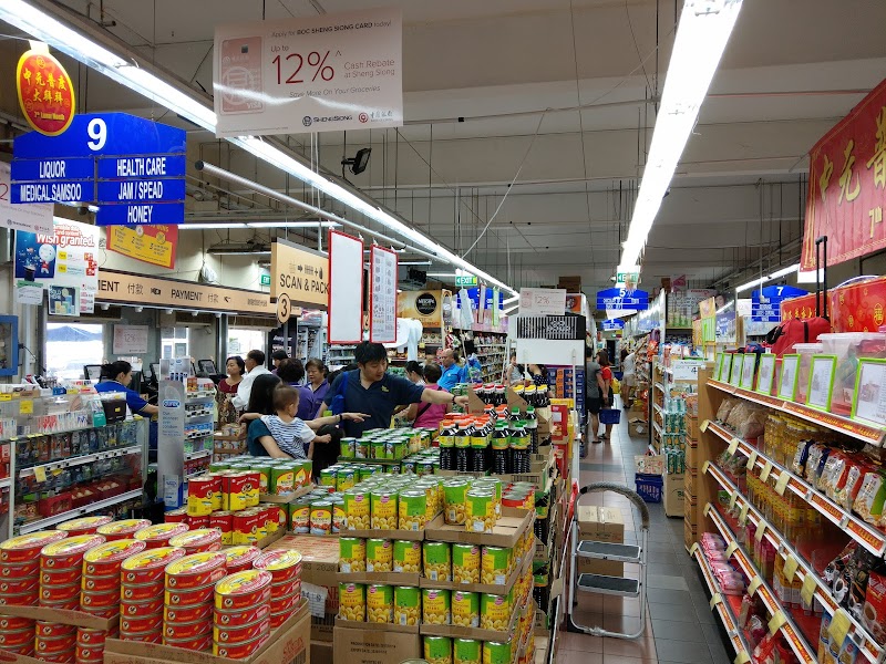 Yak Hong Family Mart in Jurong Island