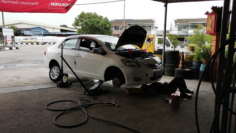 Zizep Tyre & Exhaust Centre in Butterworth