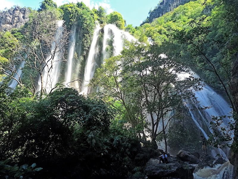 8 Floor Waterfall ရှစ်ထပ်ရေတံခွန် in Mandalay