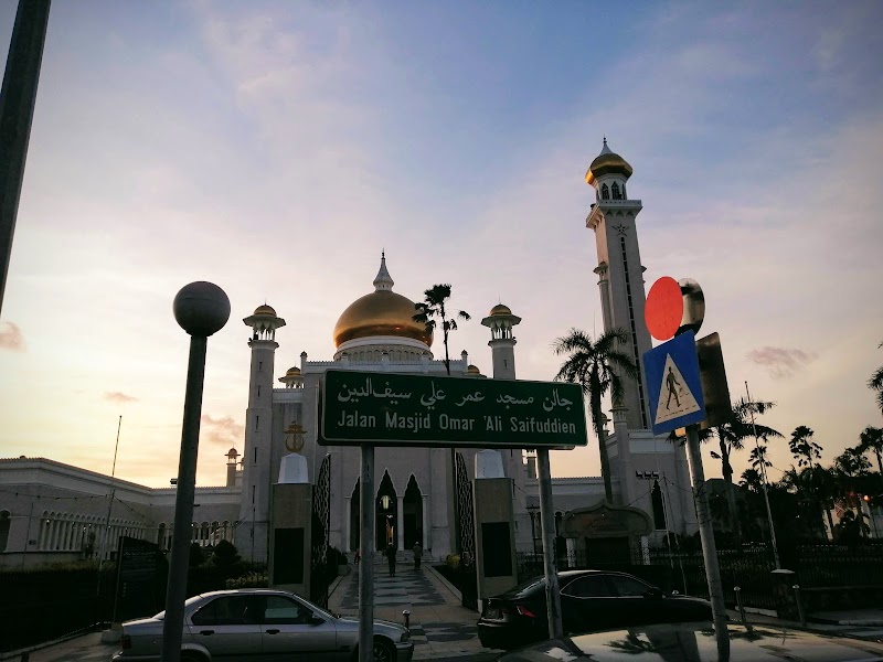 Borneoguide Tours in Kuala Belait