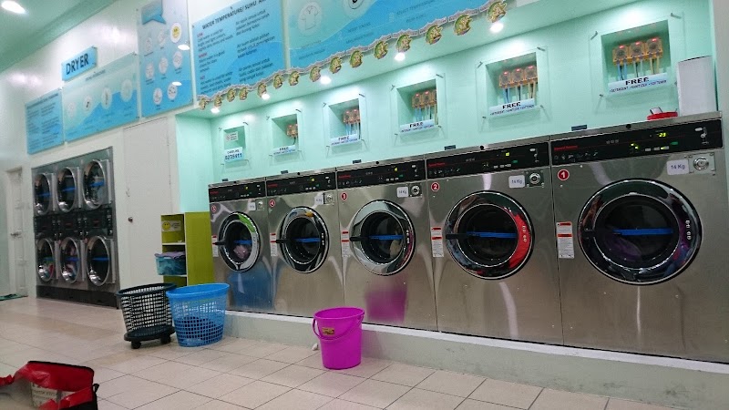 Dobi DIY - Coin Laundry in Bandar Seri Begawan