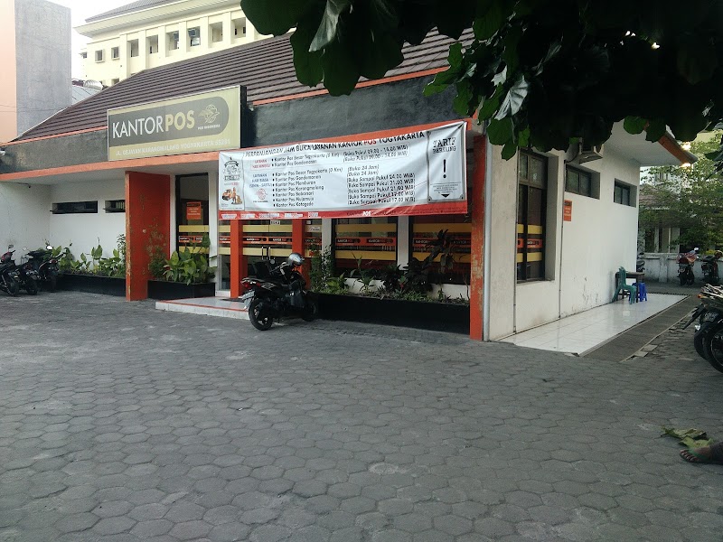 Gondomanan Post Office in Yogyakarta