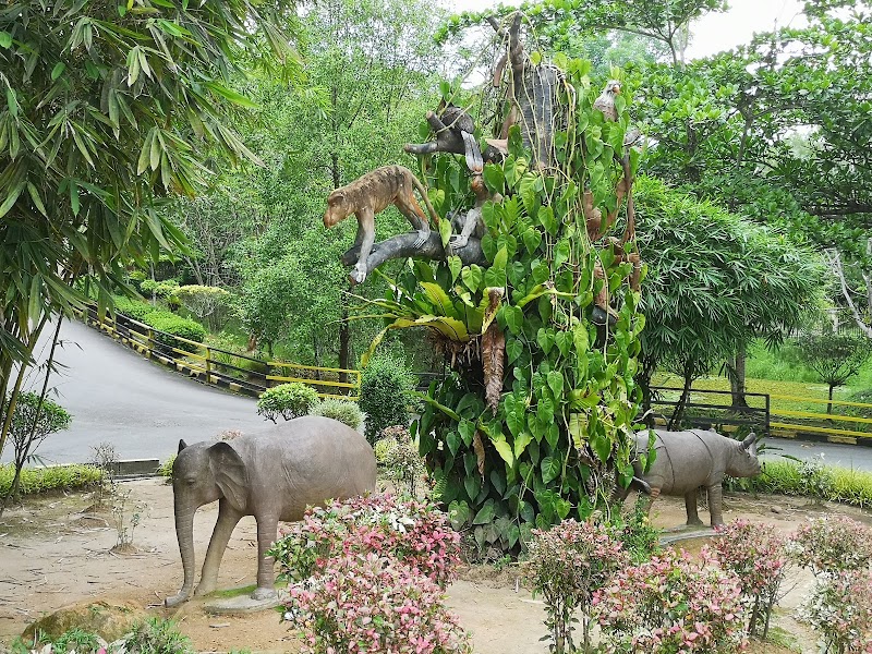 Lok Kawi Wildlife Park in Kota Kinabalu