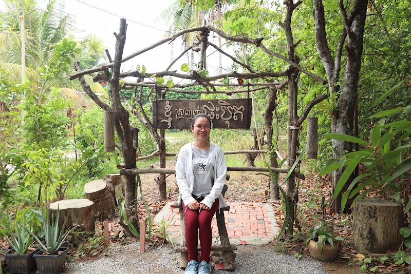 Mohatep Park, 3 Apsaras in Battambang