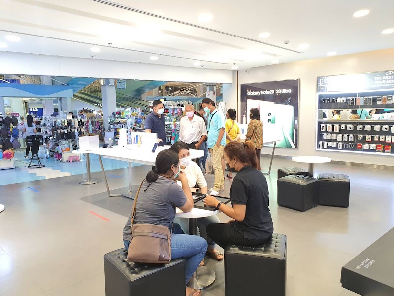 OPPO Experience Store Central Phuket by OPPO in Phuket