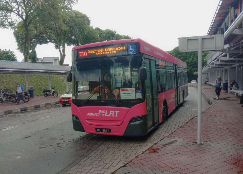 Bus T790