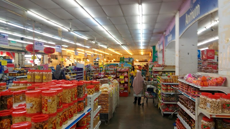 Batu Berendam Family Store in Melaka