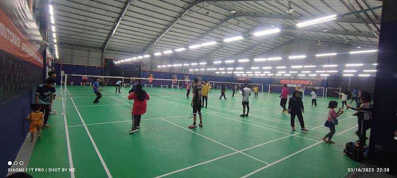 Dewan Badminton Futsal DDIK Kota Bharu in Kota Bharu