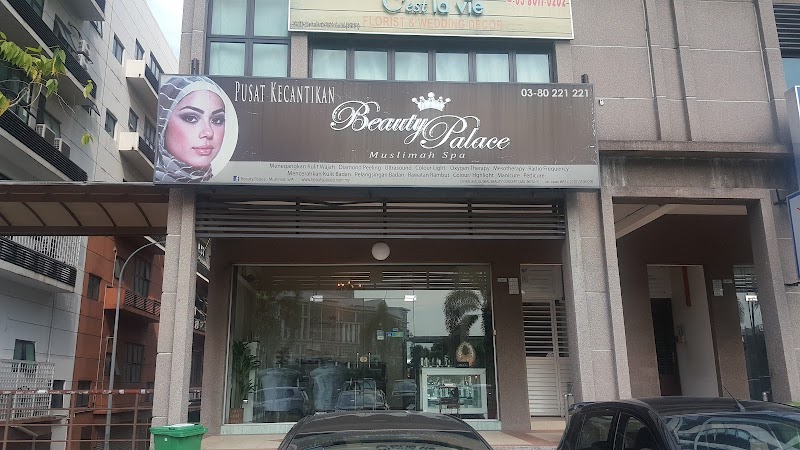 Farrah Instyle Hair Studio in Puchong