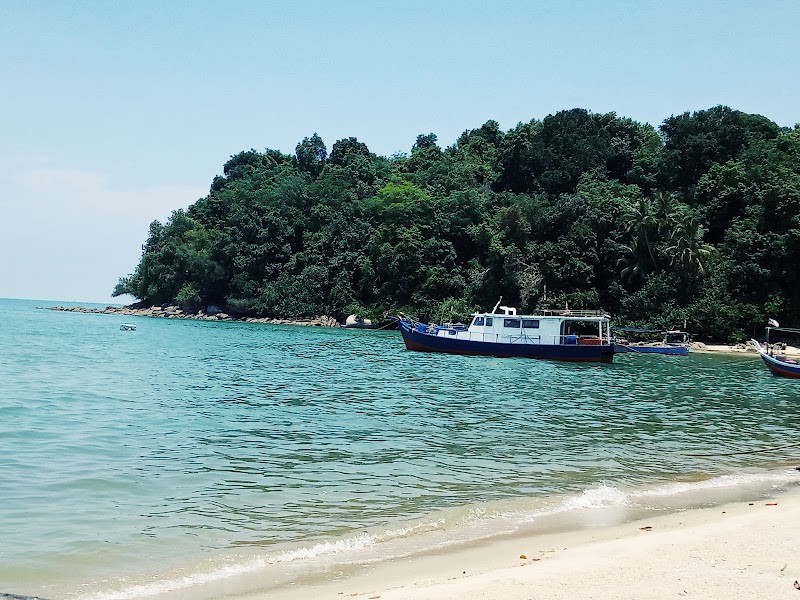 Pantai Kilat / Kilat Beach (viewing area) in Penang