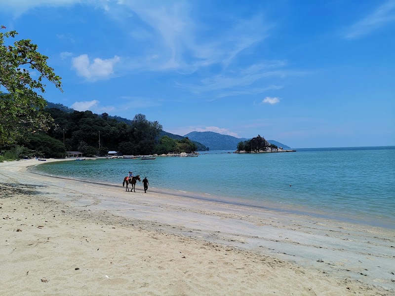 Pantai Kilat / Kilat Beach (viewing area) in Penang