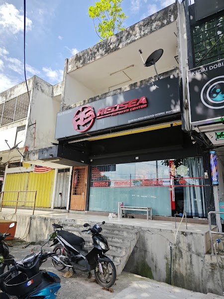 Redsea Esports Center (TBR Branch) 网吧网咖电竞馆 in Kuala Lumpur