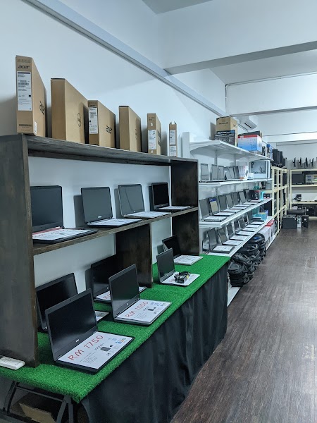 Sentuhan Global - Membaiki Laptop (service daripada rumah, Harga murah kualiti sama macam kedai) ) in Kota Kemuning