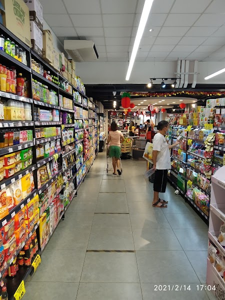 Star Grocer Taman Paramount in Petaling Jaya