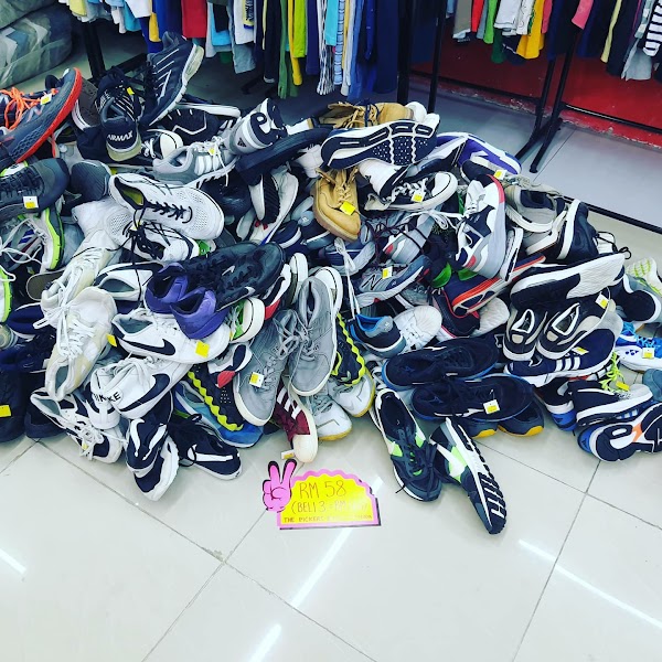 The Pickers Bundle in Kota Kemuning