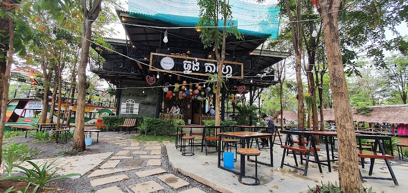 Thnong Café in Battambang